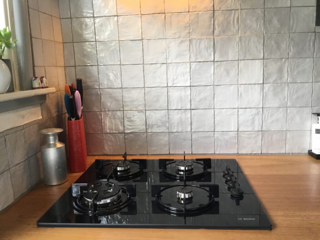 Renovatie keuken tegelwerk muur