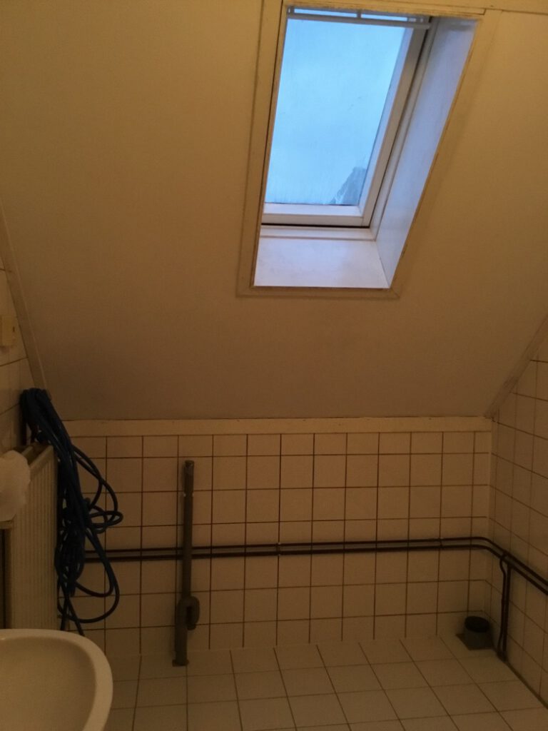 Oude badkamer